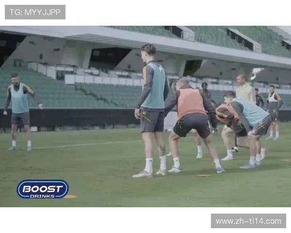 英超俱乐部开放日，上万球迷参与社区活动